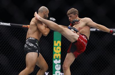 Arnold Allen def. Giga Chikadze at UFC 304: Best photos