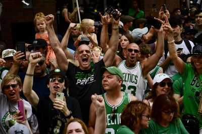 What is the ideal bucket list for a die-hard Boston Celtics fan?