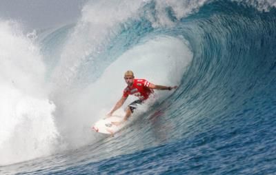 USA Dominates Round 1 Of Surfing In Tahiti