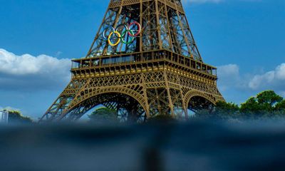 Heavy rain ruins triathlon swim practice in Seine due to pollution concerns