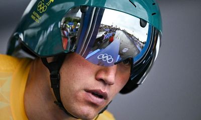 Australian Olympic cyclist Lucas Plapp in hospital after crash on slick Paris road