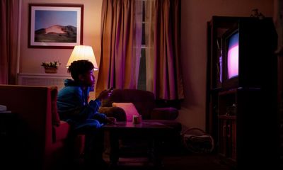 I Saw the TV Glow review – powerfully unnerving teen misfit drama