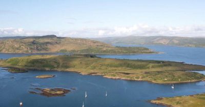 Radical Islamists raise millions to buy Scottish island for new 'homeland'