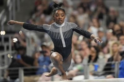 Simone Biles Maintains Positive Attitude Despite Ankle Injury