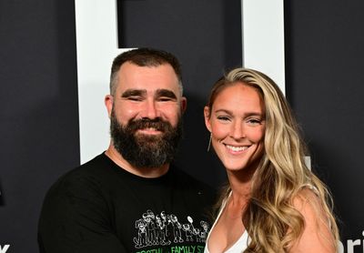 This photo of Jason Kelce and Kylie rooting on Team USA field hockey at the Olympics is perfect