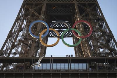 Stade De Eiffel Tower: Unique Venue For Beach Volleyball