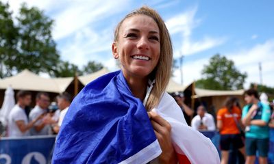 Pauline Ferrand-Prévot leaves ‘hermit’ status for emotional mountain bike gold