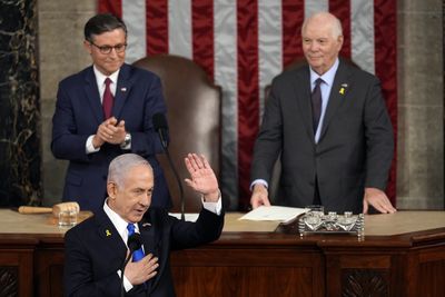 On US trip, Netanyahu found support as usual — but also problems ahead