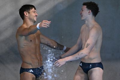 Tom Daley Takes Fifth Olympic Diving Medal But China Grab Gold