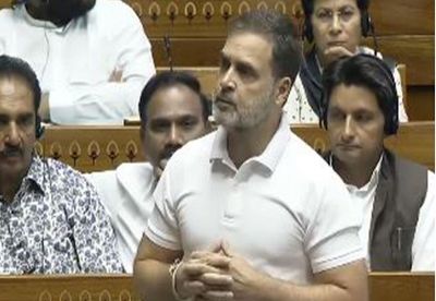 "Lotus-shaped Chakravyuh has trapped India": LoP Rahul Gandhi on Union Budget