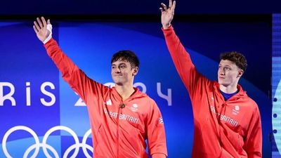 Paris 2024: Tom Daley wins fifth Olympic diving medal but China grab gold