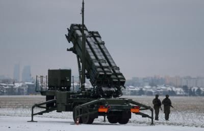 Russian Air Defenses Thwart Ukrainian Drone Barrage