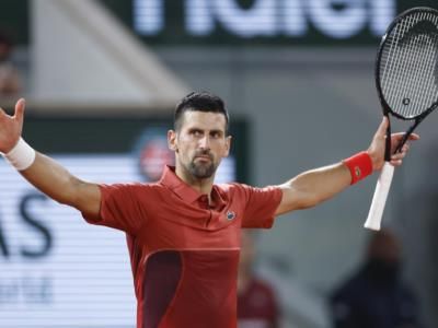 Djokovic Dominates Nadal In Early Set Lead