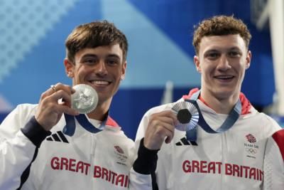 Tom Daley Wins Silver In Men's Synchronized Diving Event