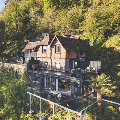 This 'exceptional' house was once a wreck but now it's the perfect coastal home