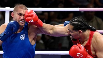 Boxer Teremoana Jnr says he's coming for Olympic king