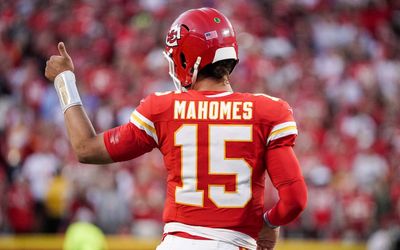 Patrick Mahomes on recent QB mega-contracts: ‘I’m doing pretty well myself’