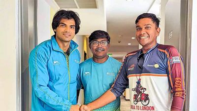 Olympics: After 22,000km on a bicycle, Asraf in Paris to root for Neeraj Chopra