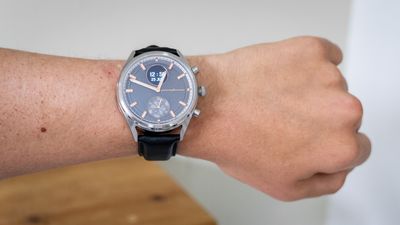 A Week on the Wrist with the Pininfarina Sintesi Hybrid