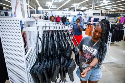 Stores lure back-to-school shoppers with deals and 'buy now, pay later' plans