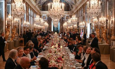 French audit cautions Élysée over €475k cost of King Charles dinner