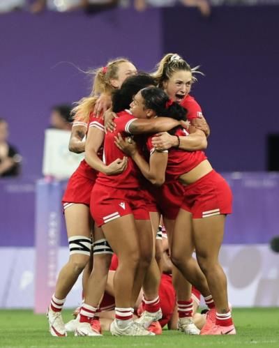 Canada's Women's Sevens Rugby Team Upsets Australia In Semifinals