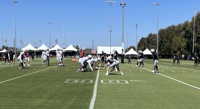 Raiders training camp Day 5 report: Offense fails to step up first day in pads