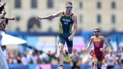 Australian triathlon shows signs of life with Hauser