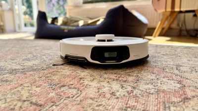 Roborock S8 MaxV Ultra review: a first-class hybrid bot for hands-free floor cleaning