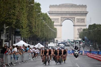 Paris Triathlon Continues Despite Rain, Women's Race Drama
