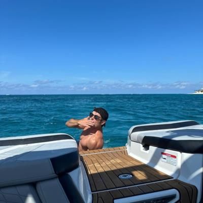 Zac Efron's Beach Day Bliss