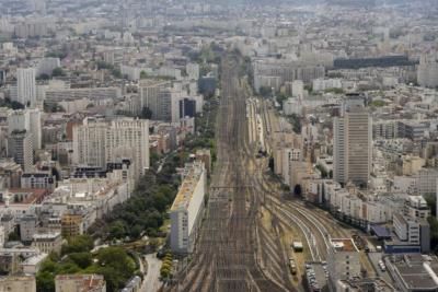 Storm Halts High-Speed Trains In Paris