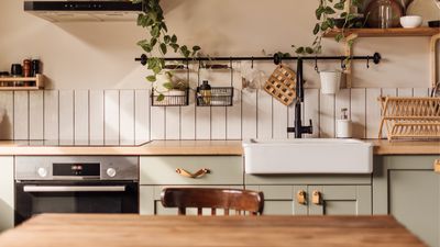 How to wrap kitchen cabinets yourself – to get a fresh look for less