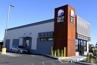 Taco Bell is bringing AI order-takers to hundreds of drive-thrus nationwide