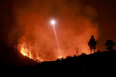 Largest wildfire in US grows to cover area bigger than Los Angeles