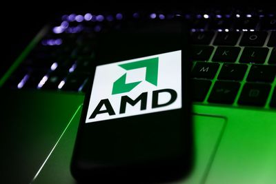 Advanced Micro Devices Stock Pops on Hot Data Center Sales