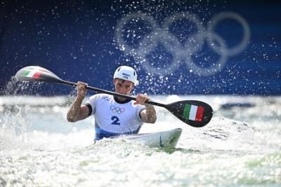 Italy's Giovanni De Gennaro Clinches Gold In Men's Canoe Slalom