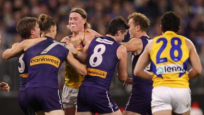 Eagles told to play on edge against Suns