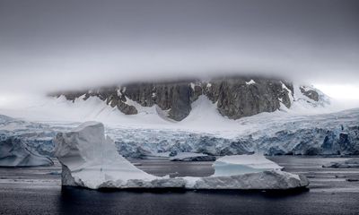 Antarctic temperatures rise 10C above average in near record heatwave