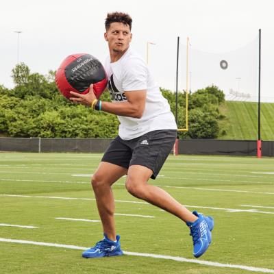 Patrick Mahomes Shows Intense Focus During Training Session