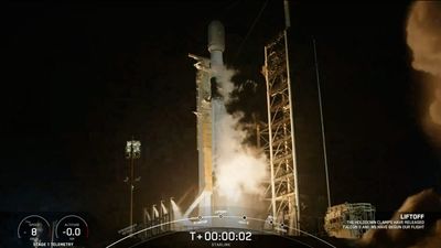 SpaceX launches 23 Starlink satellites to orbit from Florida (video, photos)