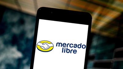 MercadoLibre Stock Soars On Blowout Earnings, Eyes Breakout