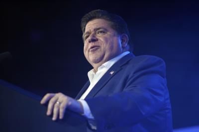 Illinois Gov. Pritzker Jokes About VP Contenders Clearing Schedules