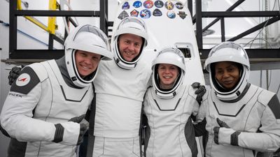 SpaceX to resume astronaut launches on Aug. 18 with Crew-9 mission to ISS