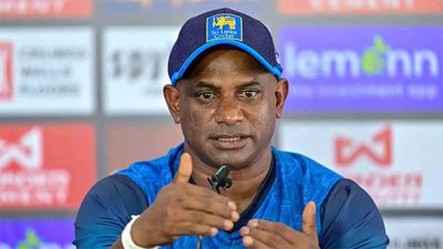 Sanath Jayasuriya calls on Sri Lanka players to improve their cricket awareness