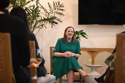 How this female VC got hundreds of Silicon Valley investors to support Kamala Harris