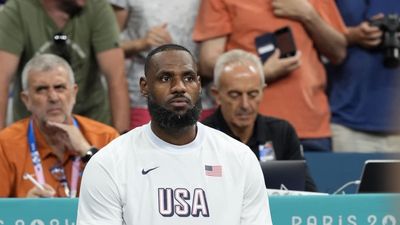 LeBron James Supports Simone Biles’s Dig at Donald Trump With GOAT Tweet