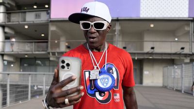 Flavor Flav Surprises Team USA Disc Thrower by Paying Her Rent