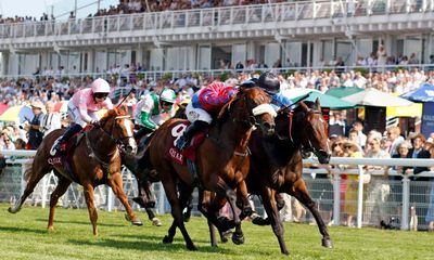 ‘One in a million’ Big Evs holds off Asfoora to land Goodwood triumph