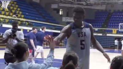 USA Table Tennis Team Visited Anthony Edwards, Stephen Curry at Basketball Practice